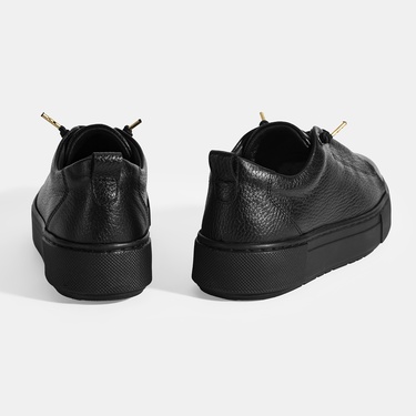  Kadın Siyah Bağcıklı Deri Günlük Ayakkabı