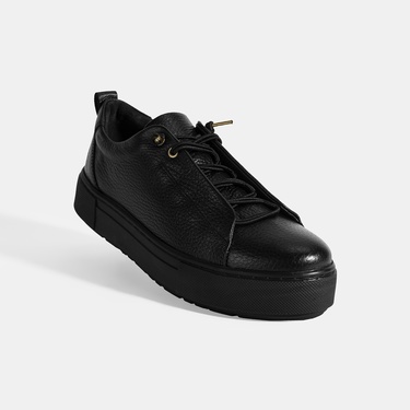  Kadın Siyah Bağcıklı Deri Günlük Ayakkabı