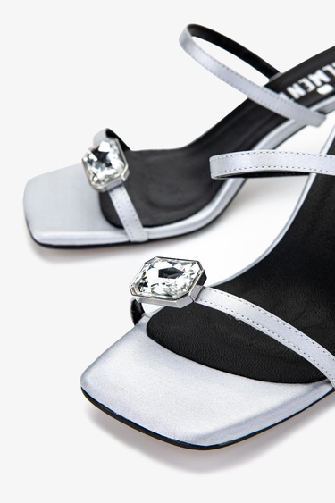  Valmenti Kadın Tekstil Gümüş Topuklu Terlik