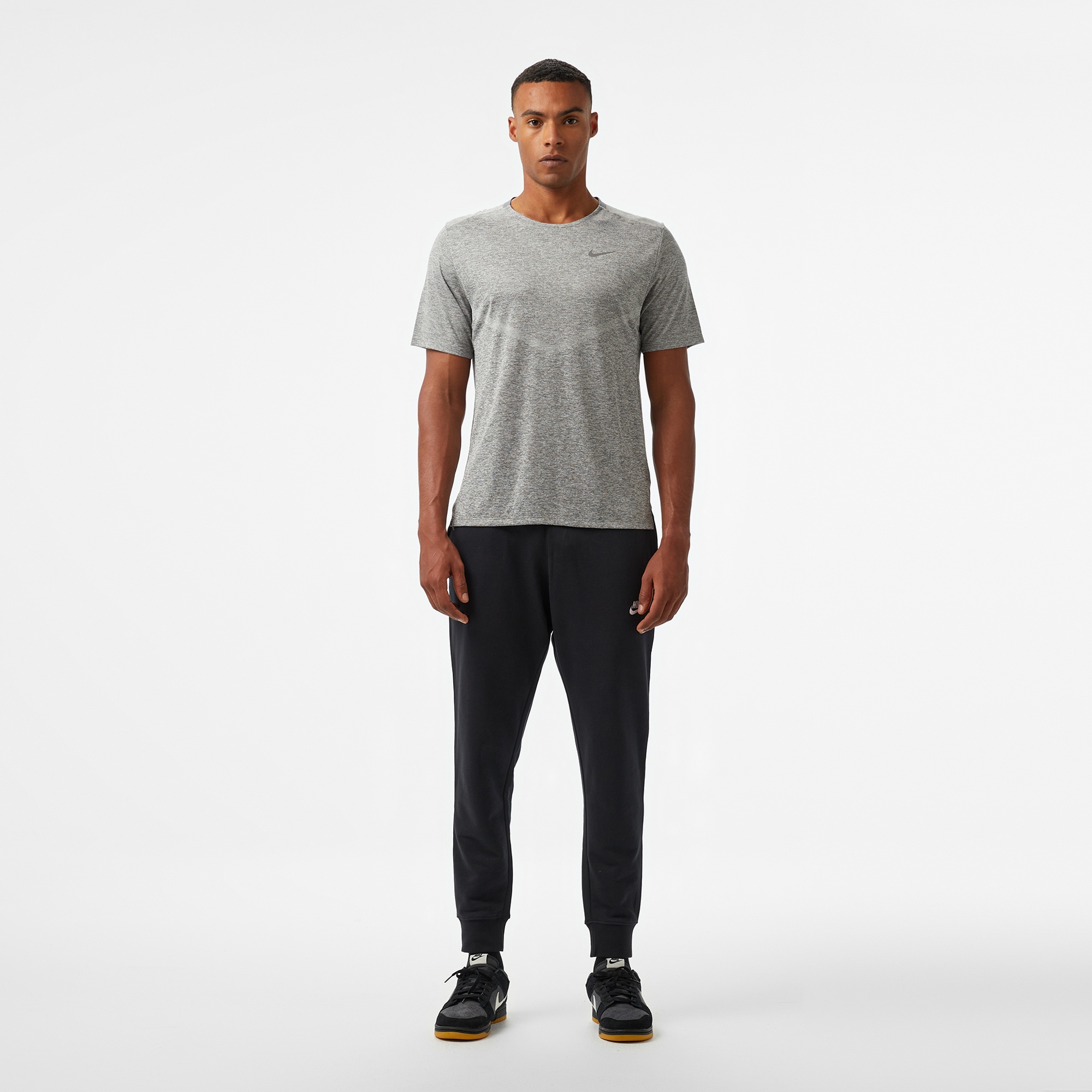 Nike Dri-Fit Rise 365 Ss Erkek Gri T-Shirt