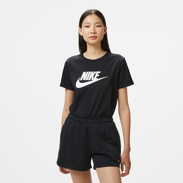  Nike Sportswear Essential Icon Futuraa Kadın Siyah T-Shirt