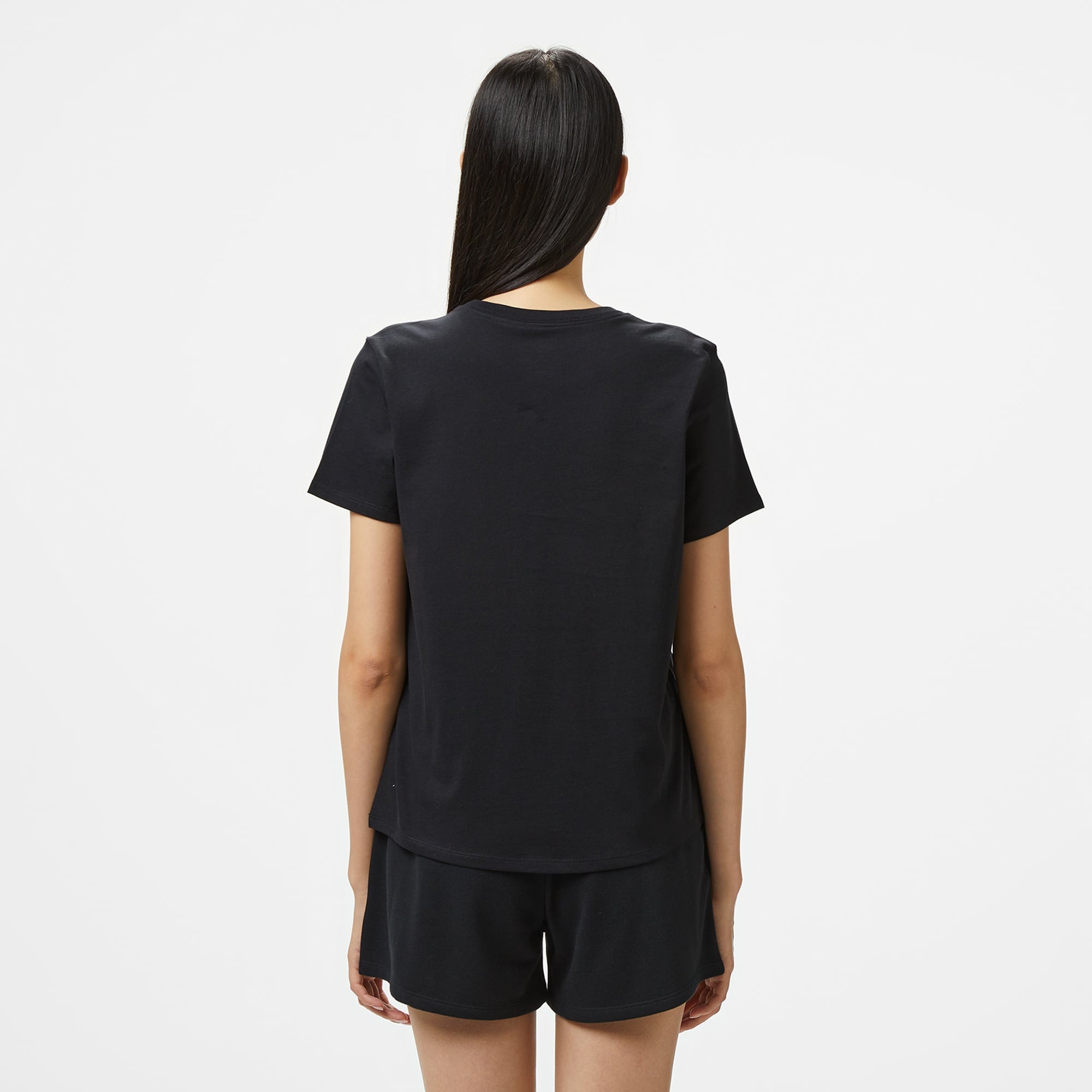 Nike Sportswear Essential Icon Futuraa Kadın Siyah T-Shirt