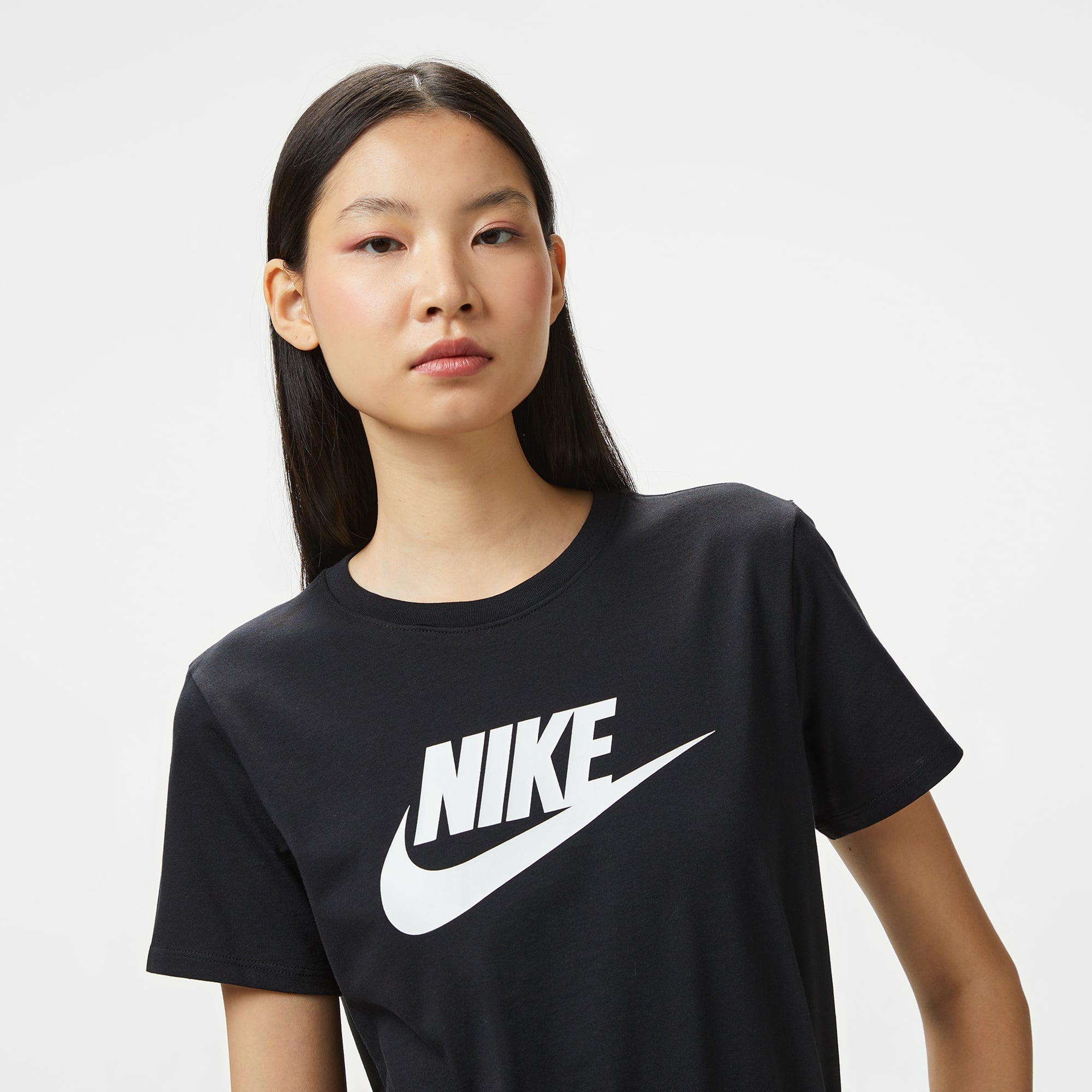 Nike Sportswear Essential Icon Futuraa Kadın Siyah T-Shirt