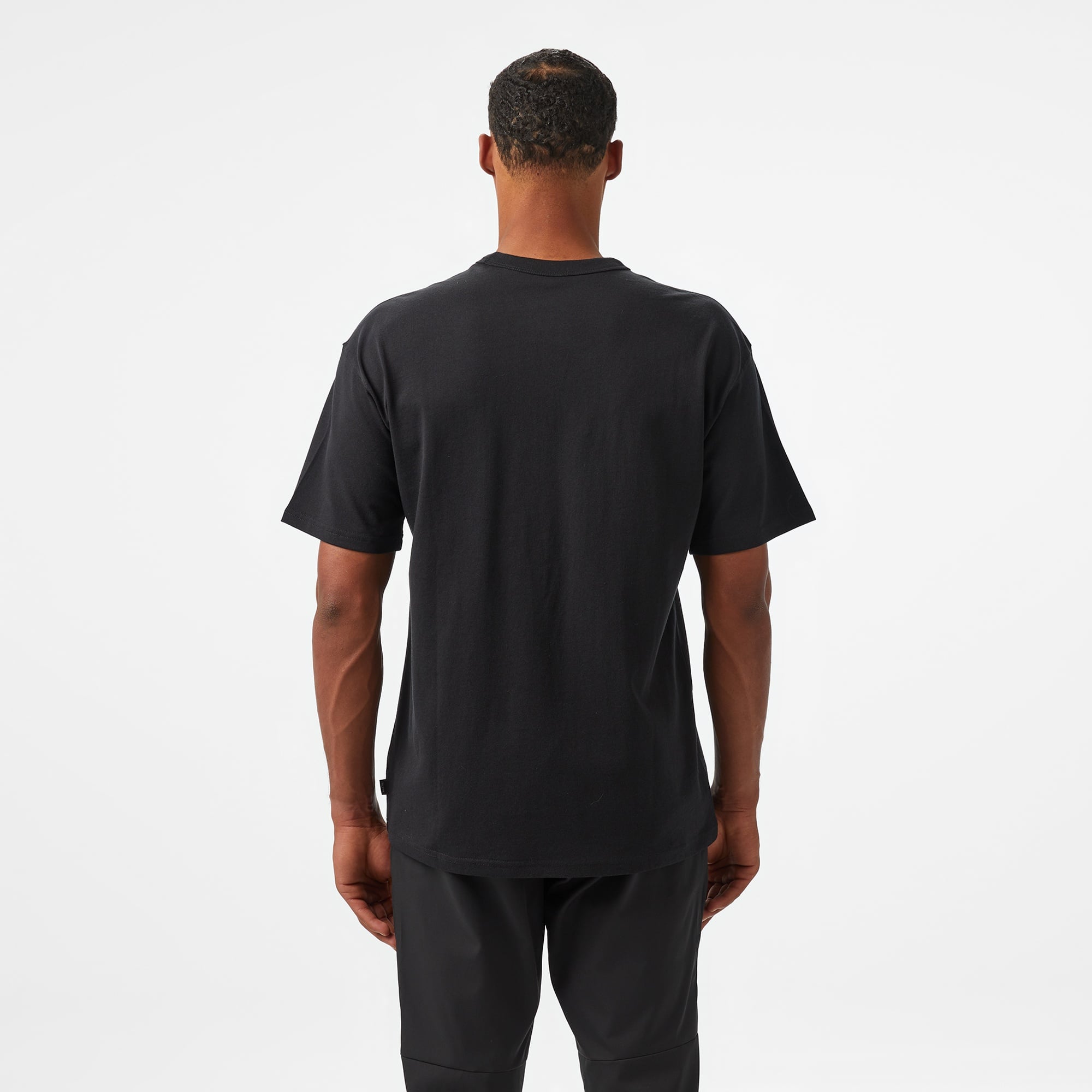 Nike Sportswear Premium Essential Sustainable Erkek Siyah T-Shirt