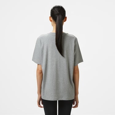  Nike Sportswear Essential Kadın Gri T-Shirt