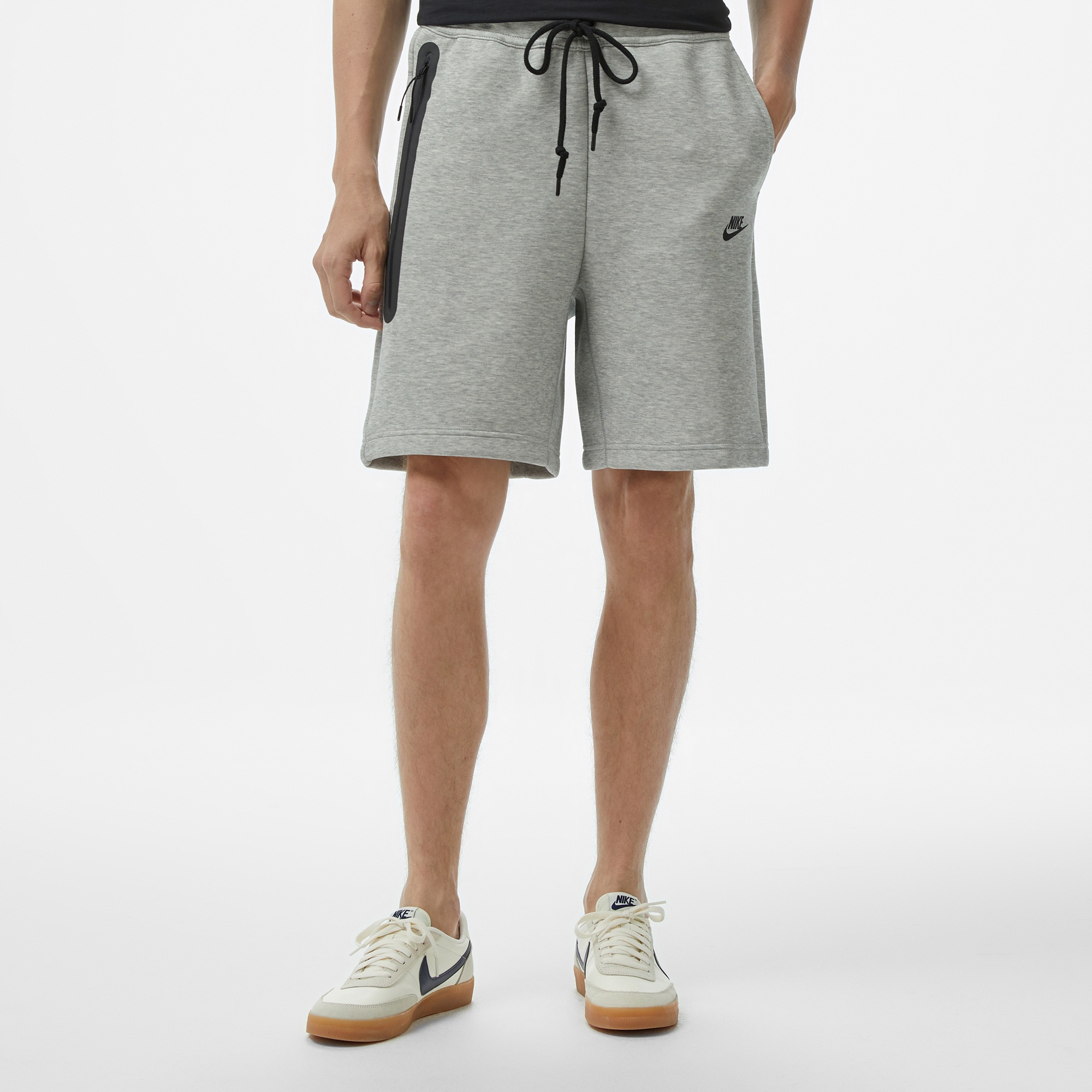 Nike Tech Fleece Erkek Gri Şort