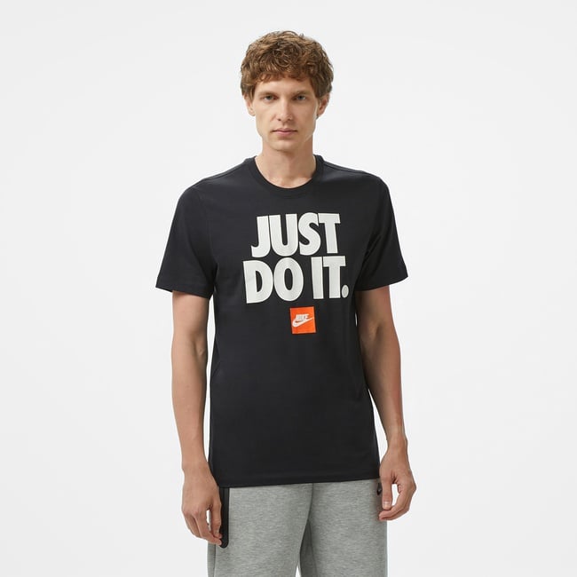  Nike Sportswear Erkek Siyah T-Shirt