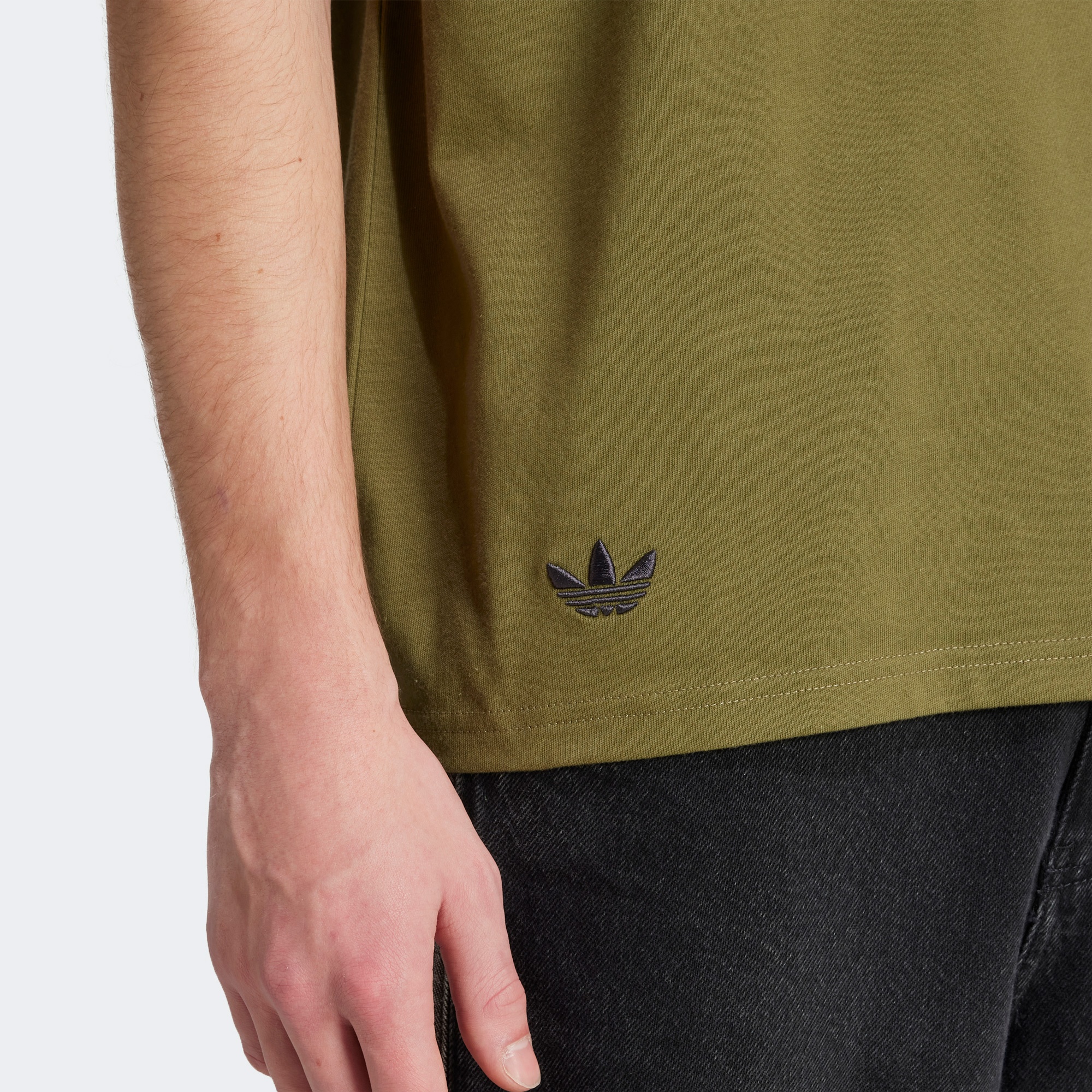 adidas Neuclassics Erkek Yeşil T-Shirt