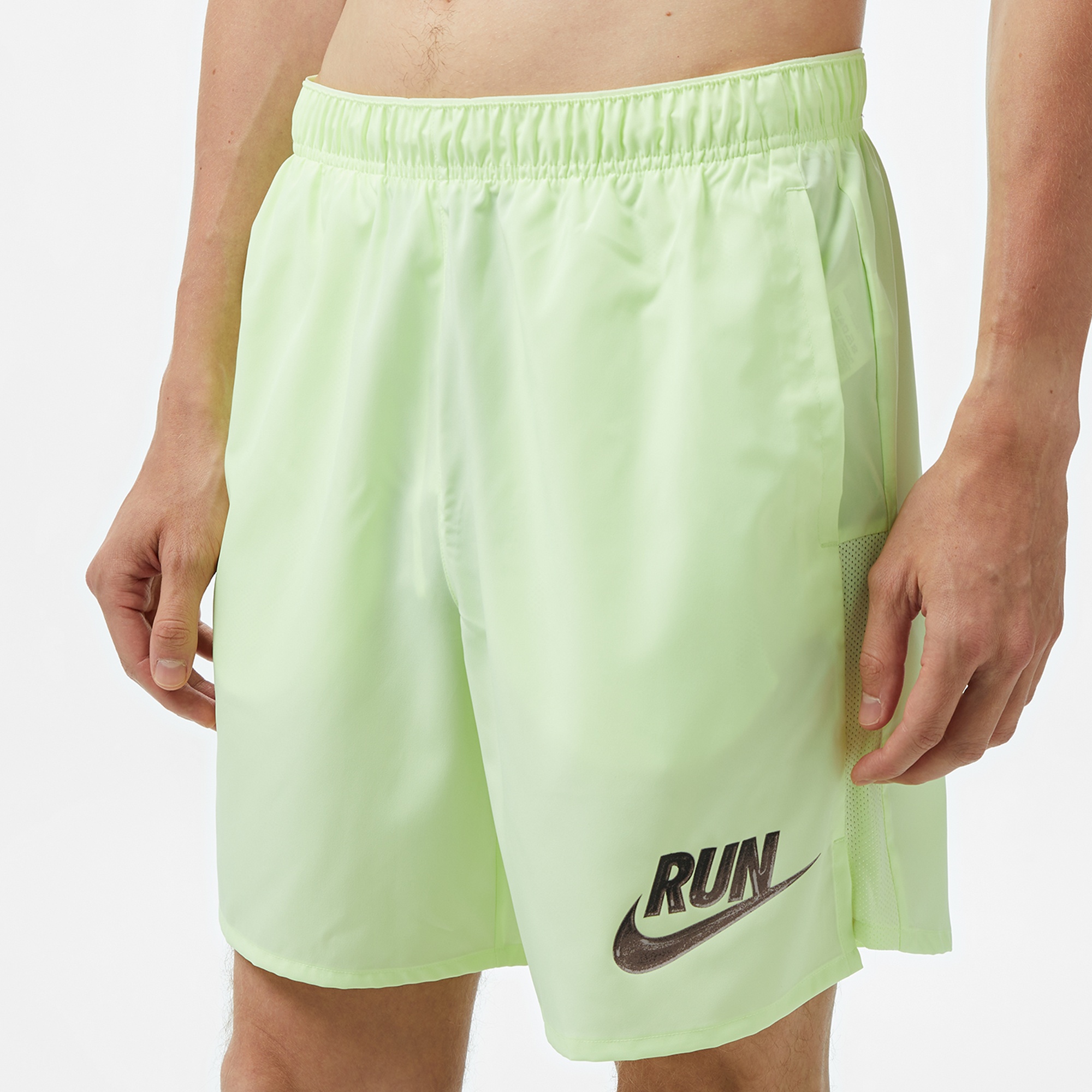 Nike Challenger Run Energy Erkek Yeşil Şort