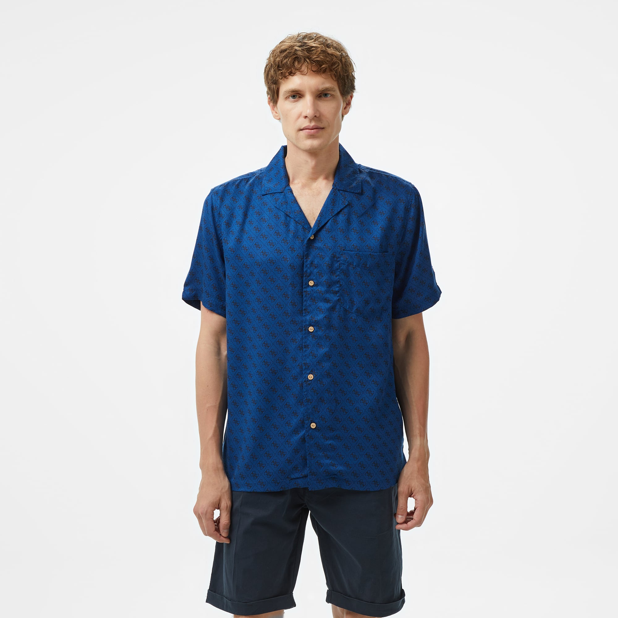  Guess Erkek Lacivert Gömlek