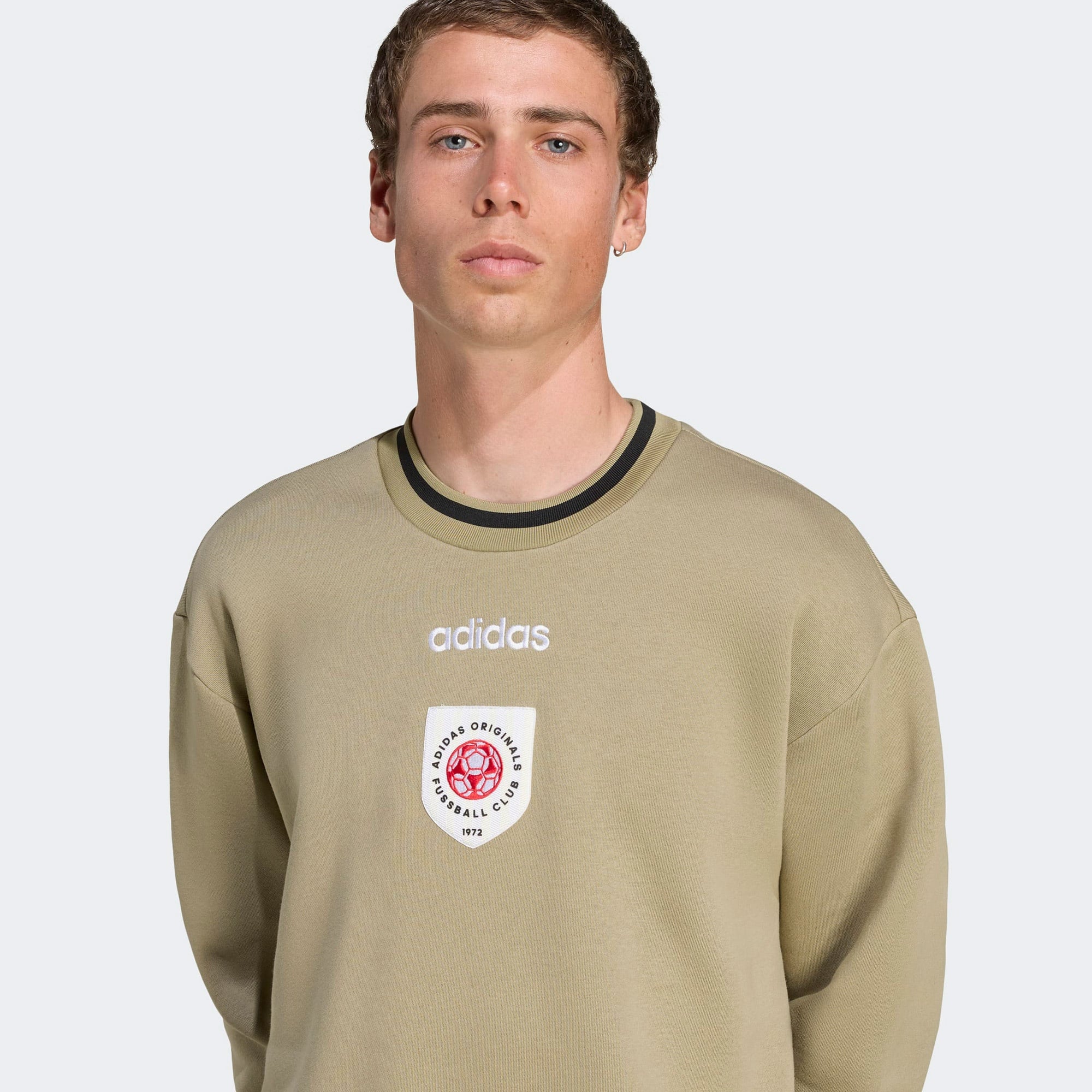 adidas Crewneck Erkek Haki Sweatshirt