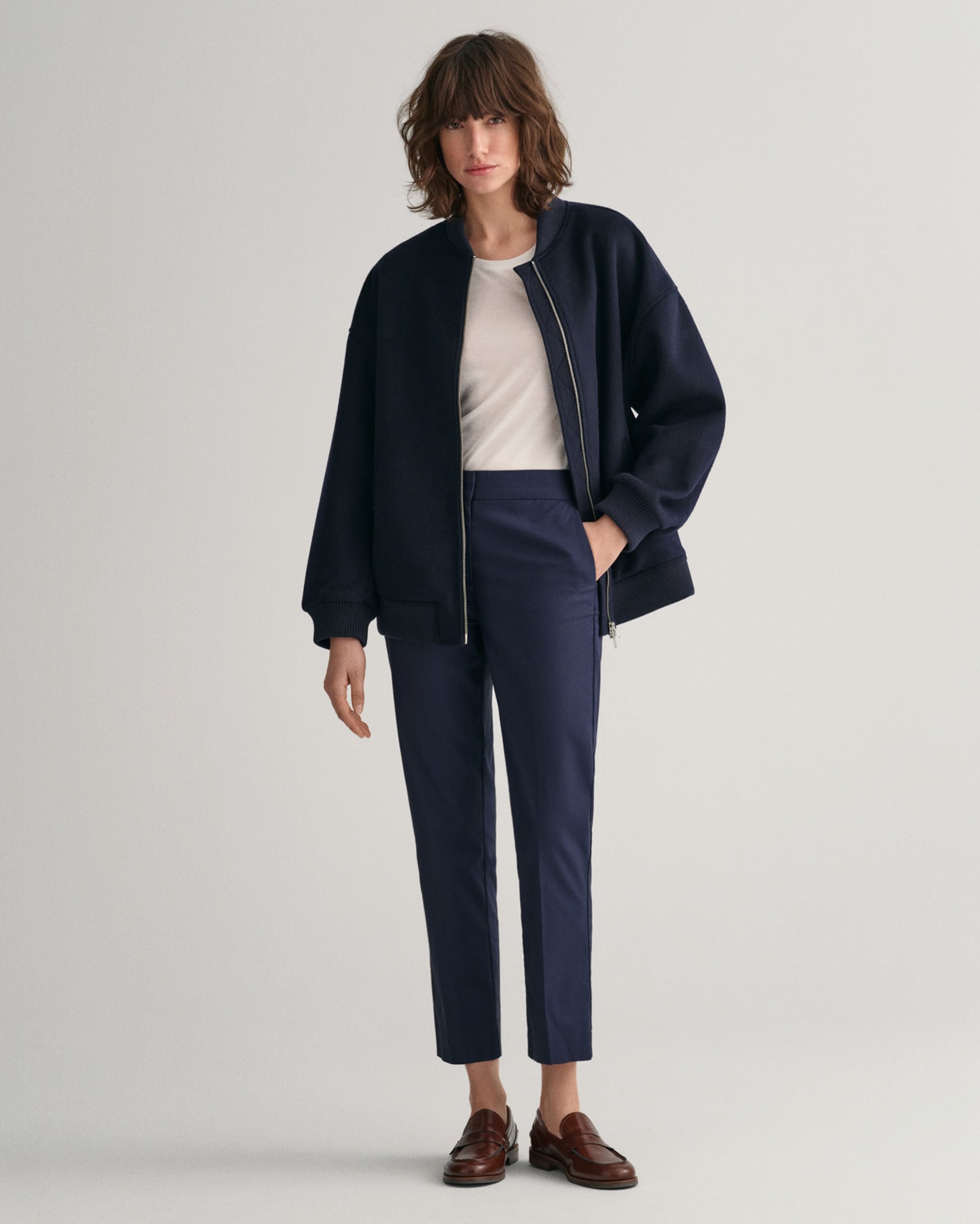  GANT Kadın Lacivert Slim Fit Pantolon