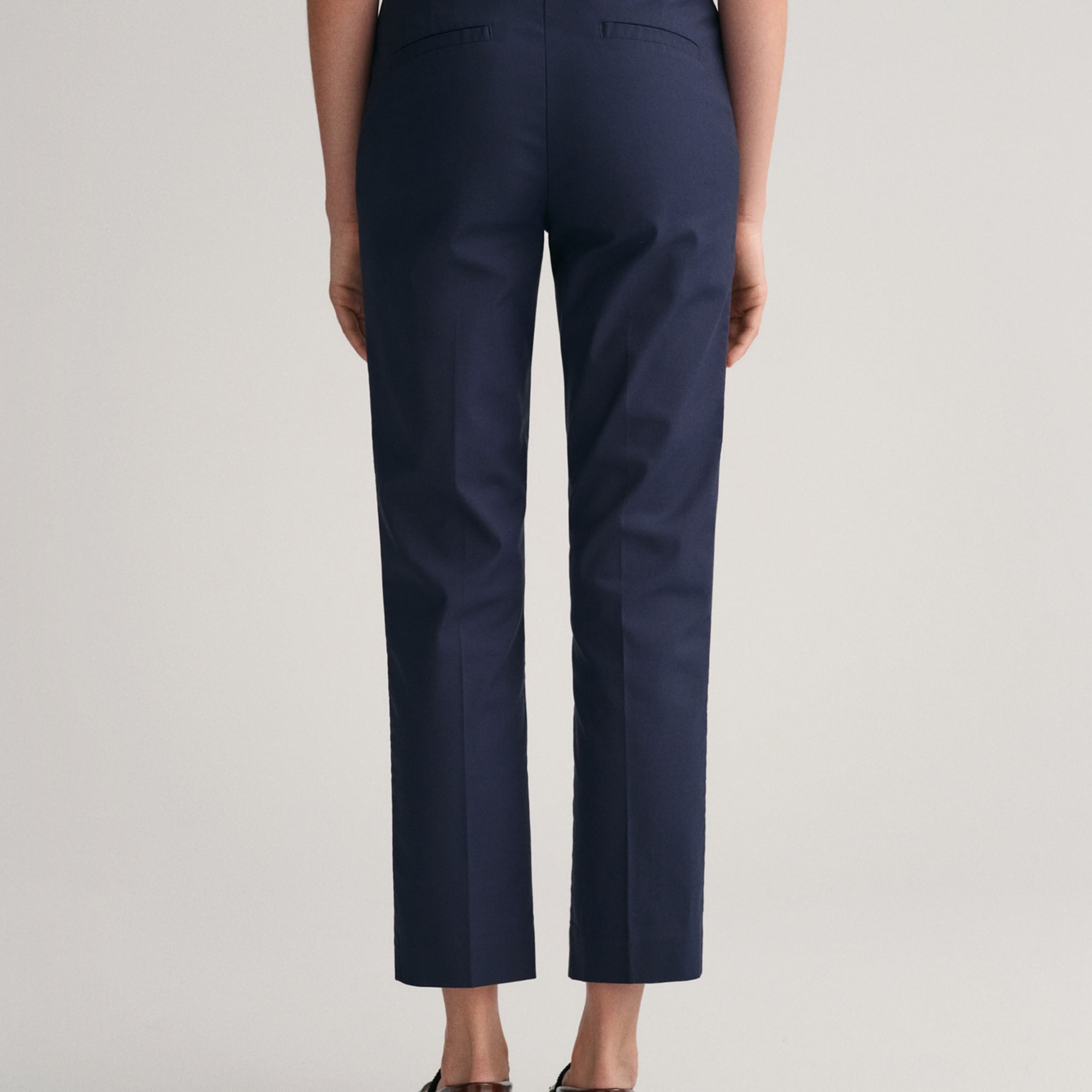 GANT Kadın Lacivert Slim Fit Pantolon