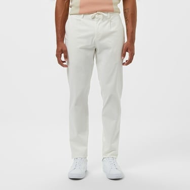  Erkek Tapered Fit Beyaz Pantolon