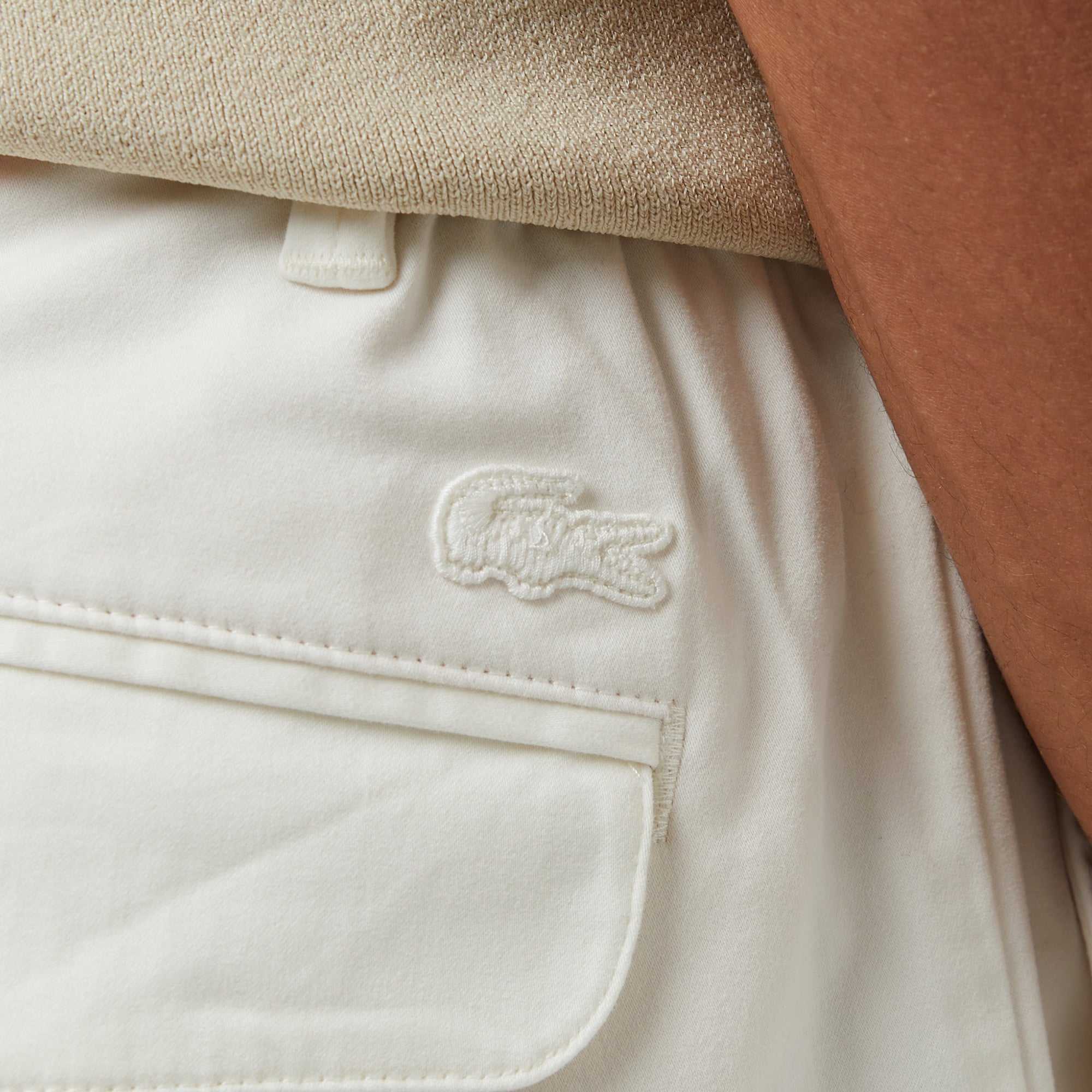 Lacoste Erkek Tapered Fit Beyaz Pantolon