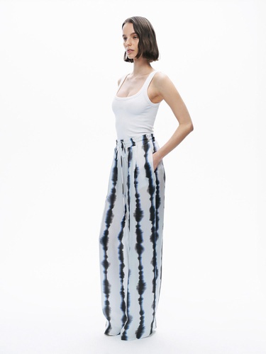  Batik Desenli Pantolon