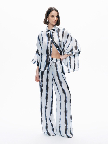  Batik Desenli Pantolon