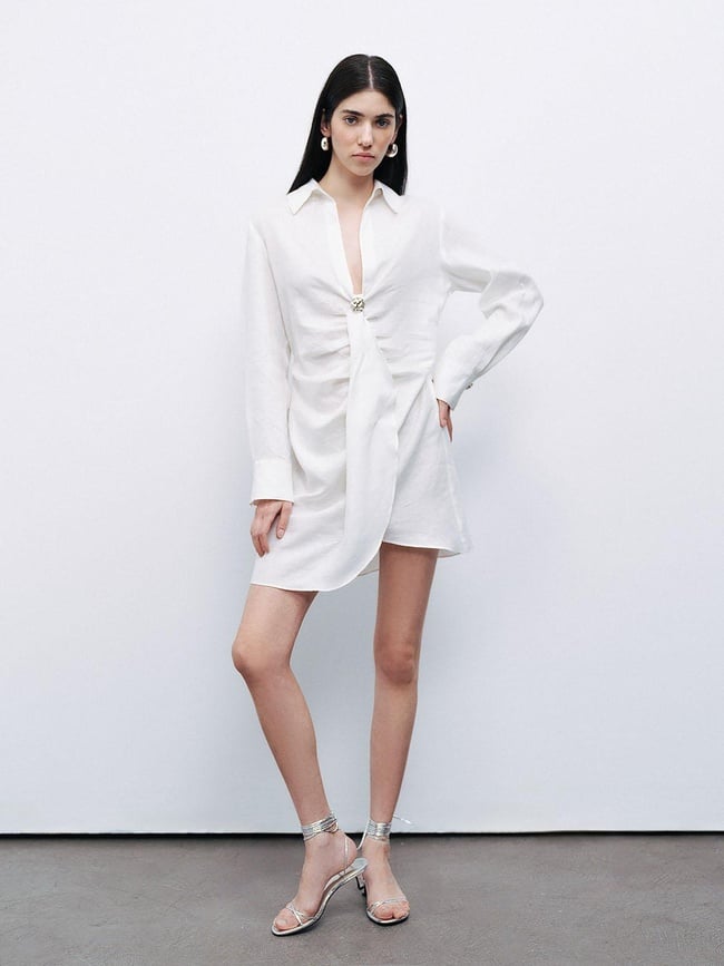  Aksesuar Detaylı Keten Mini Elbise