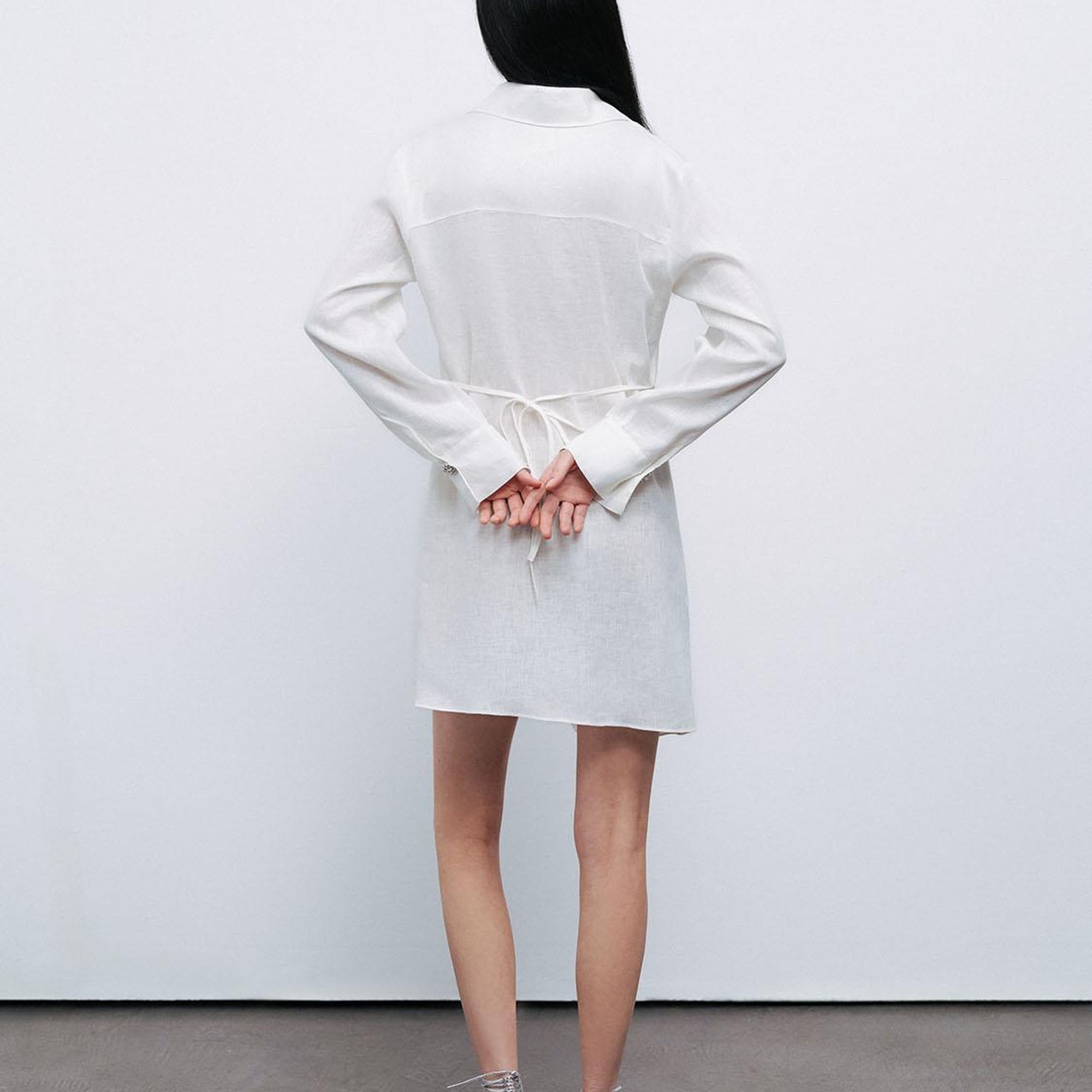 Aksesuar Detaylı Keten Mini Elbise