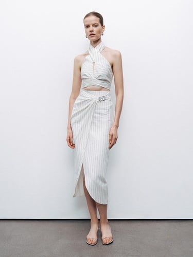  Metal Aksesuarlı Çizgili Keten Midi Etek