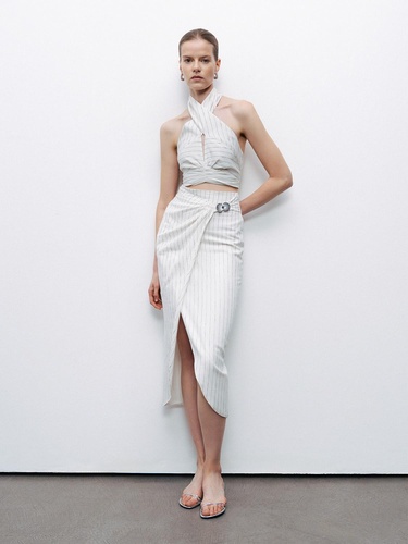  Metal Aksesuarlı Çizgili Keten Midi Etek