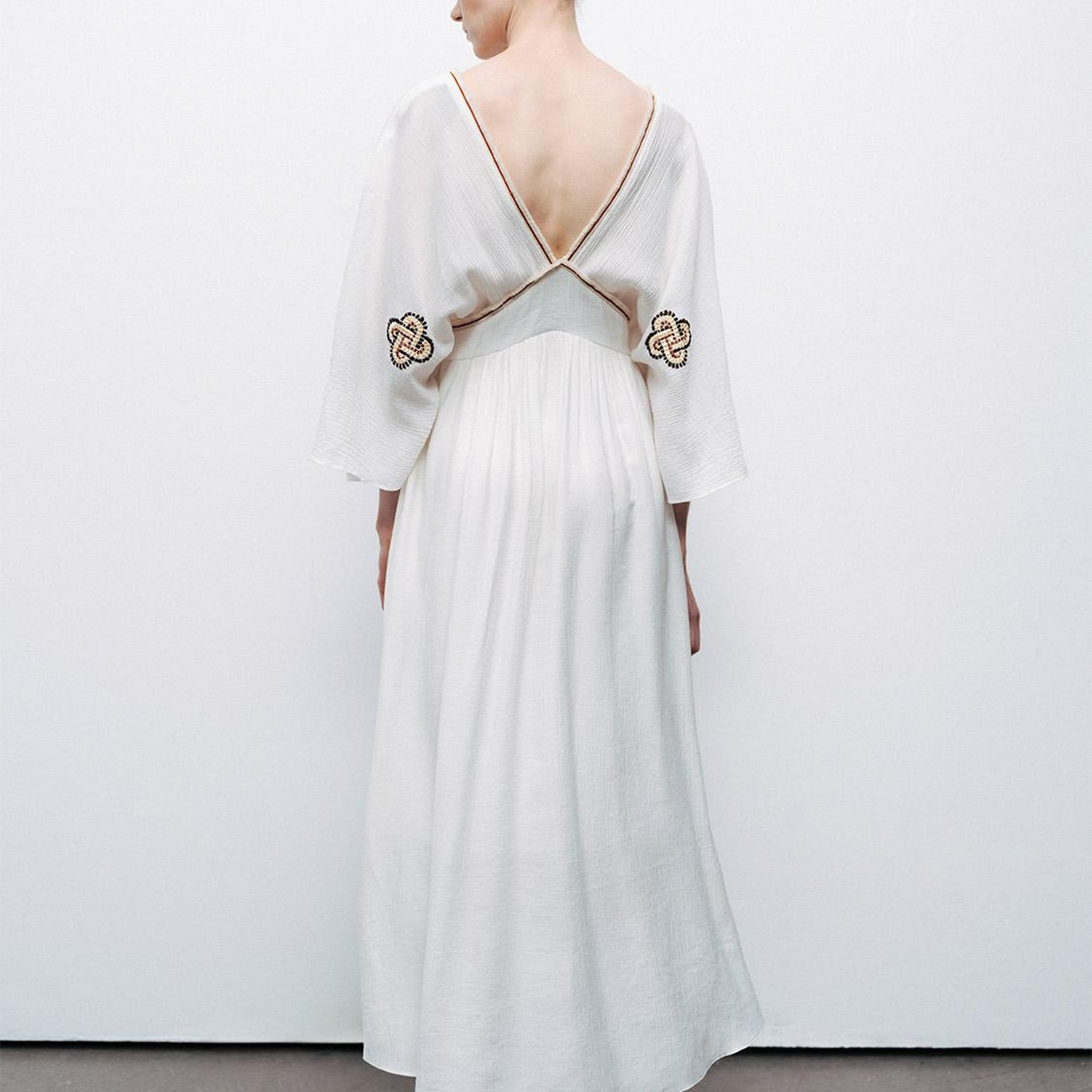 Nakış Detaylı Maxi Elbise