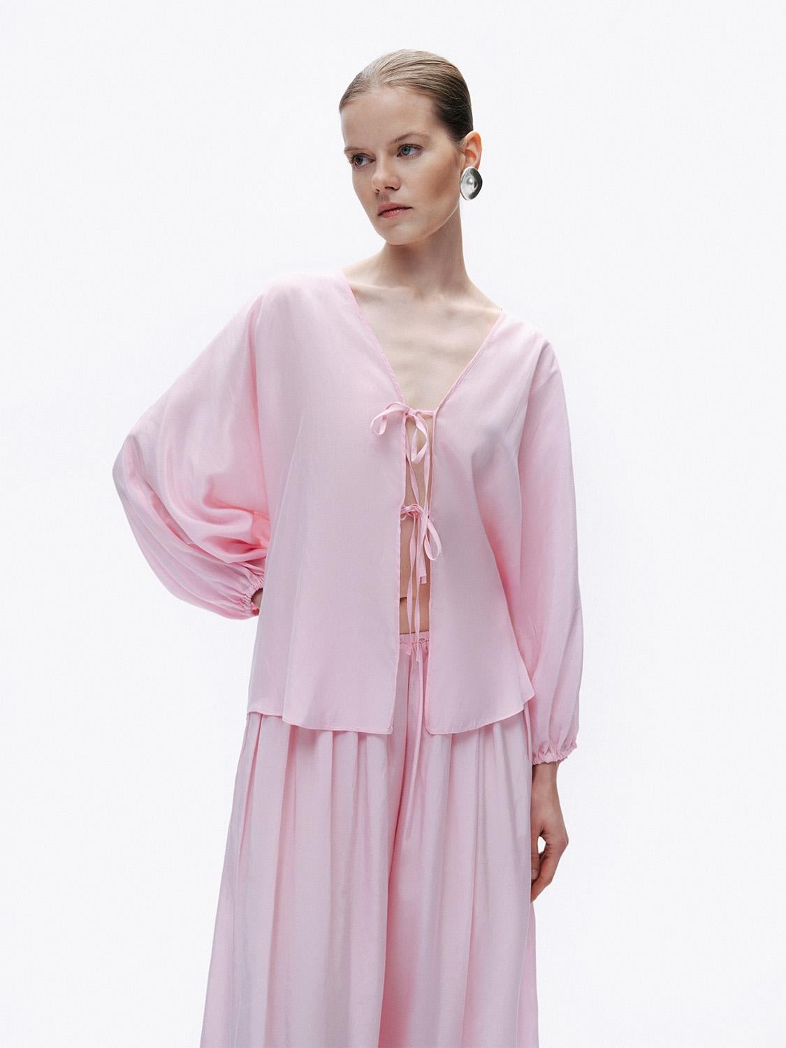  Boncuk İşlemeli Gömlek