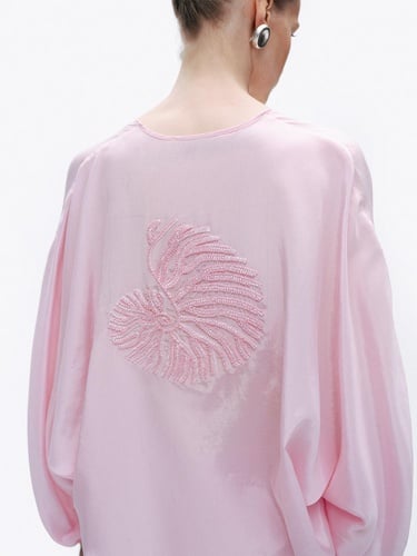  Boncuk İşlemeli Gömlek