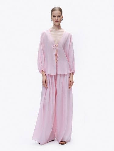  Boncuk İşlemeli Gömlek