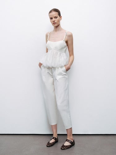  Kemer Askı Detaylı Bluz