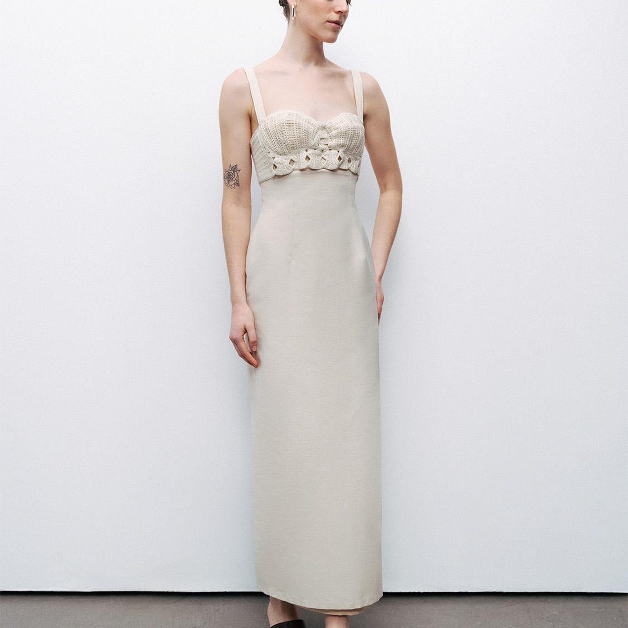 Brode Detaylı Keten Maxi Elbise