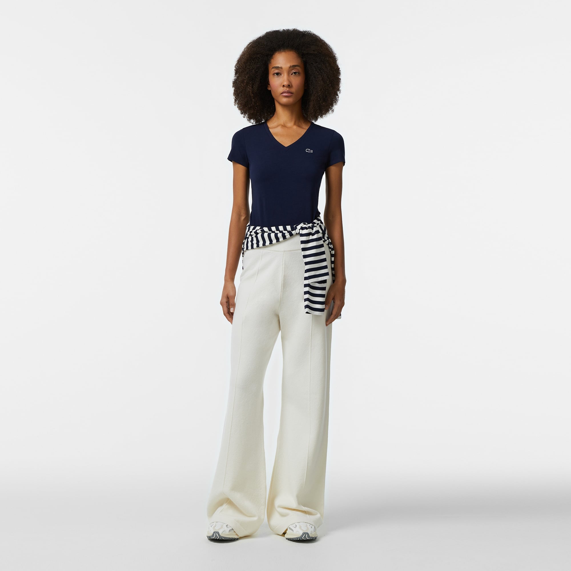 Lacoste Kadın Slim Fit V Yaka Lacivert T-Shirt