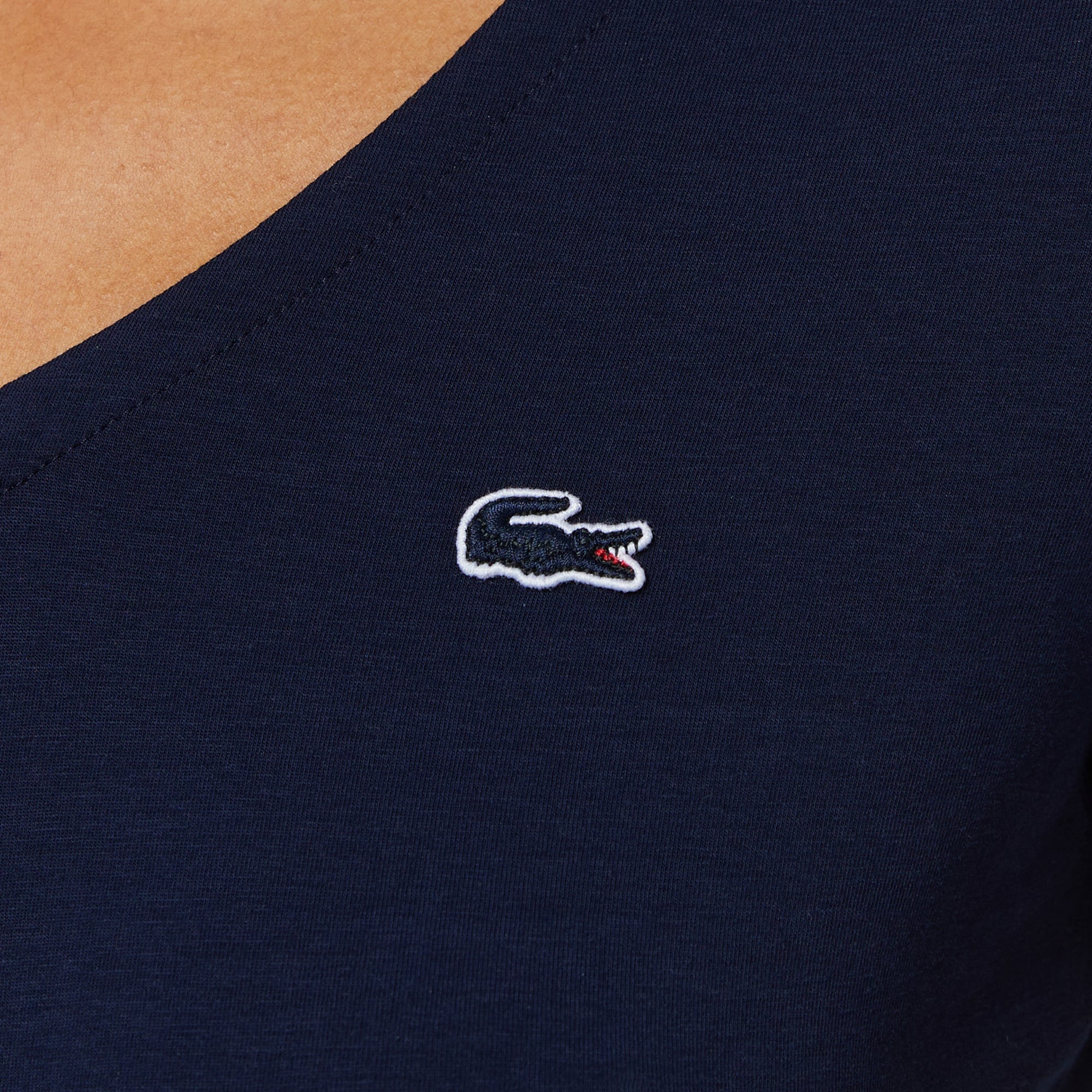 Lacoste Kadın Slim Fit V Yaka Lacivert T-Shirt