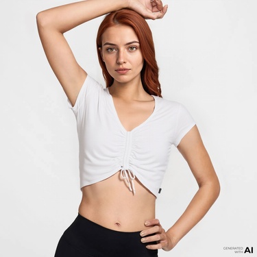  Converse Classic Kadın Slim Fit V Yaka Büzgülü Beyaz T-Shirt