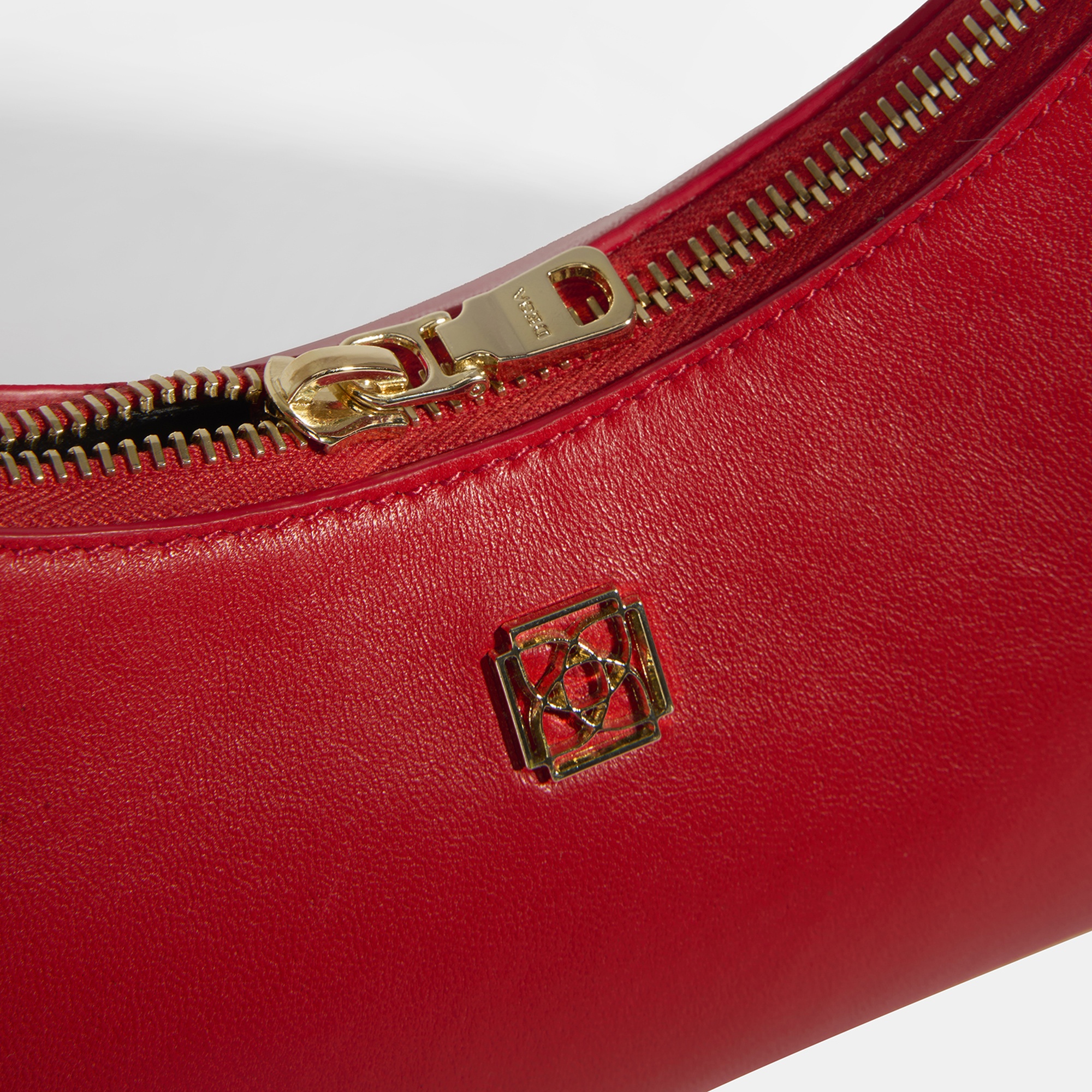 Kadın Kırmızı Omuz Askılı Mini Deri El Çantası