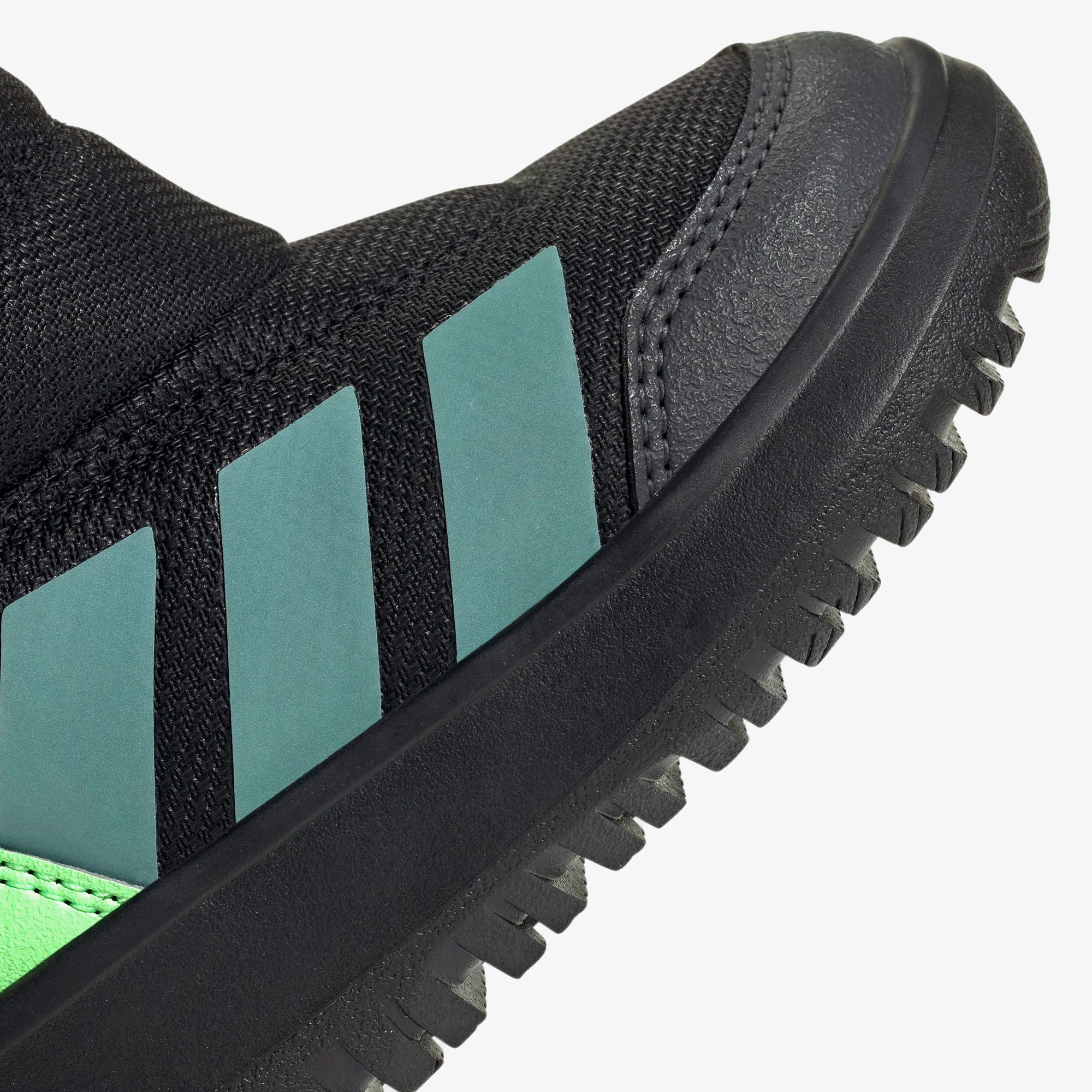 adidas Winterplay Çocuk Siyah Bot