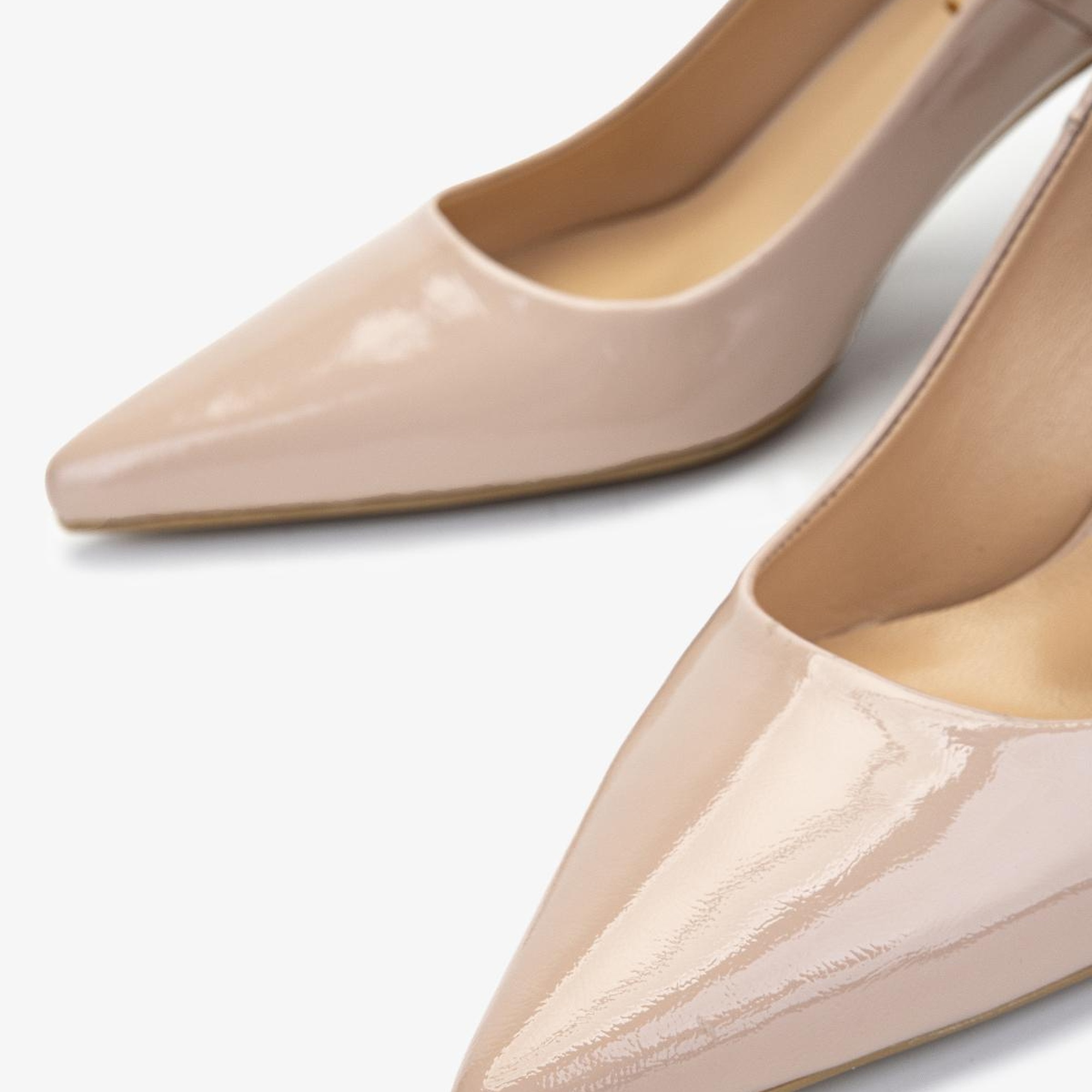 Valmenti Kadın Hakiki Deri Bej Topuklu Ayakkabı