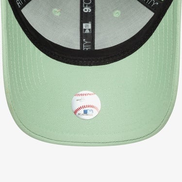  New Era Metallic 9Forty New York Yankees Kadın Yeşil Şapka