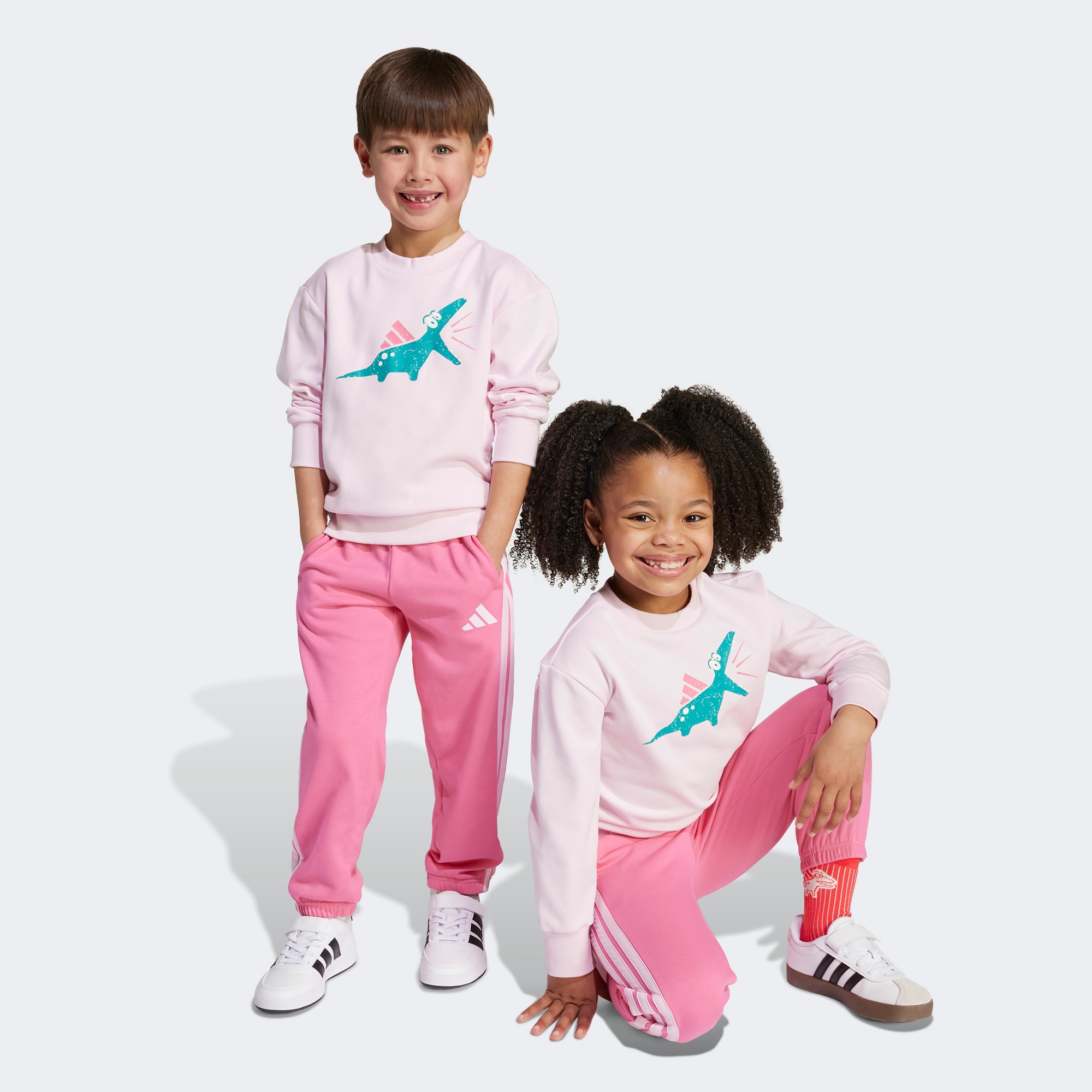 adidas Seasonal Essentials Adiraptor Çocuk Pembe Eşofman Takımı