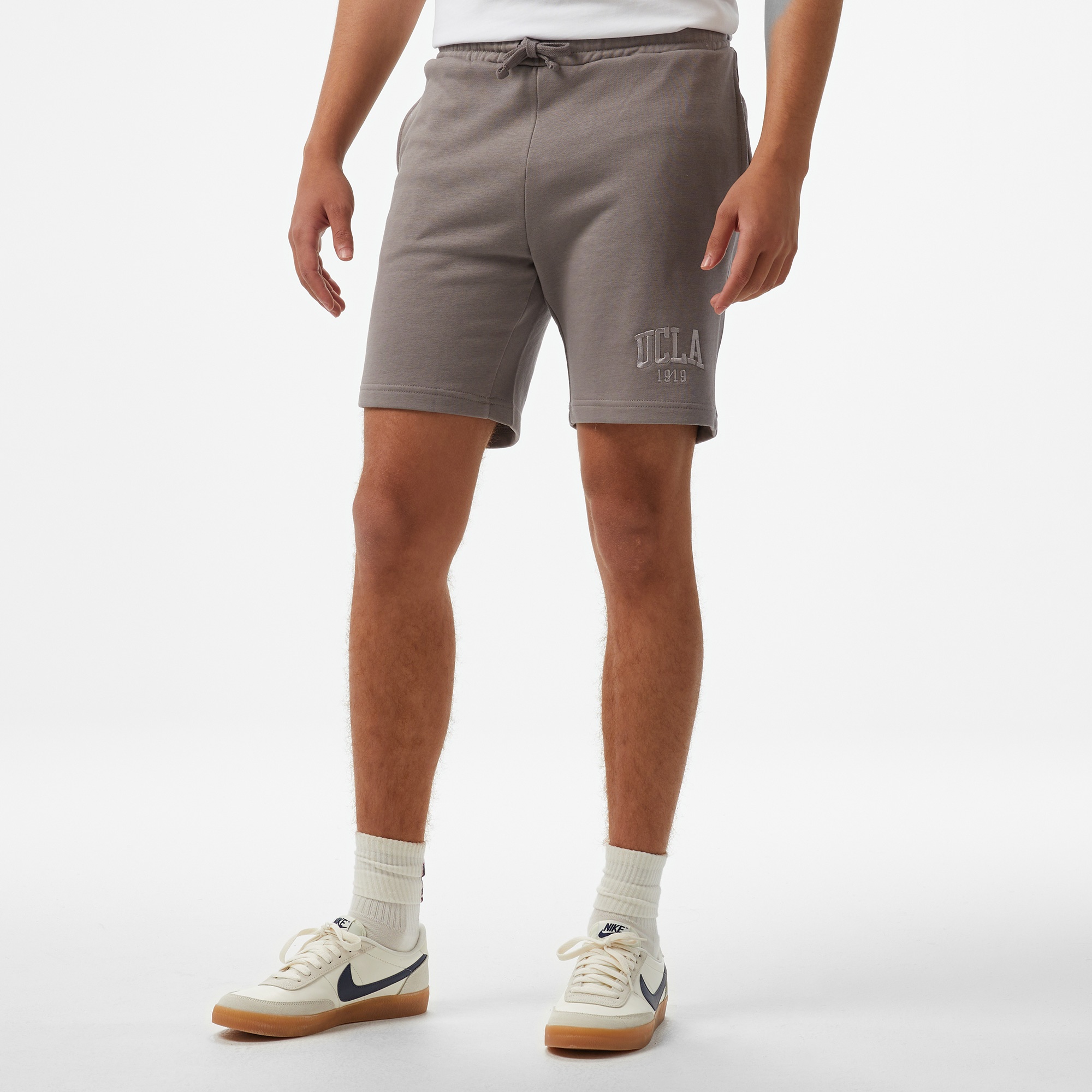 Ucla Nakışlı Standard Fit Erkek Gri Şort