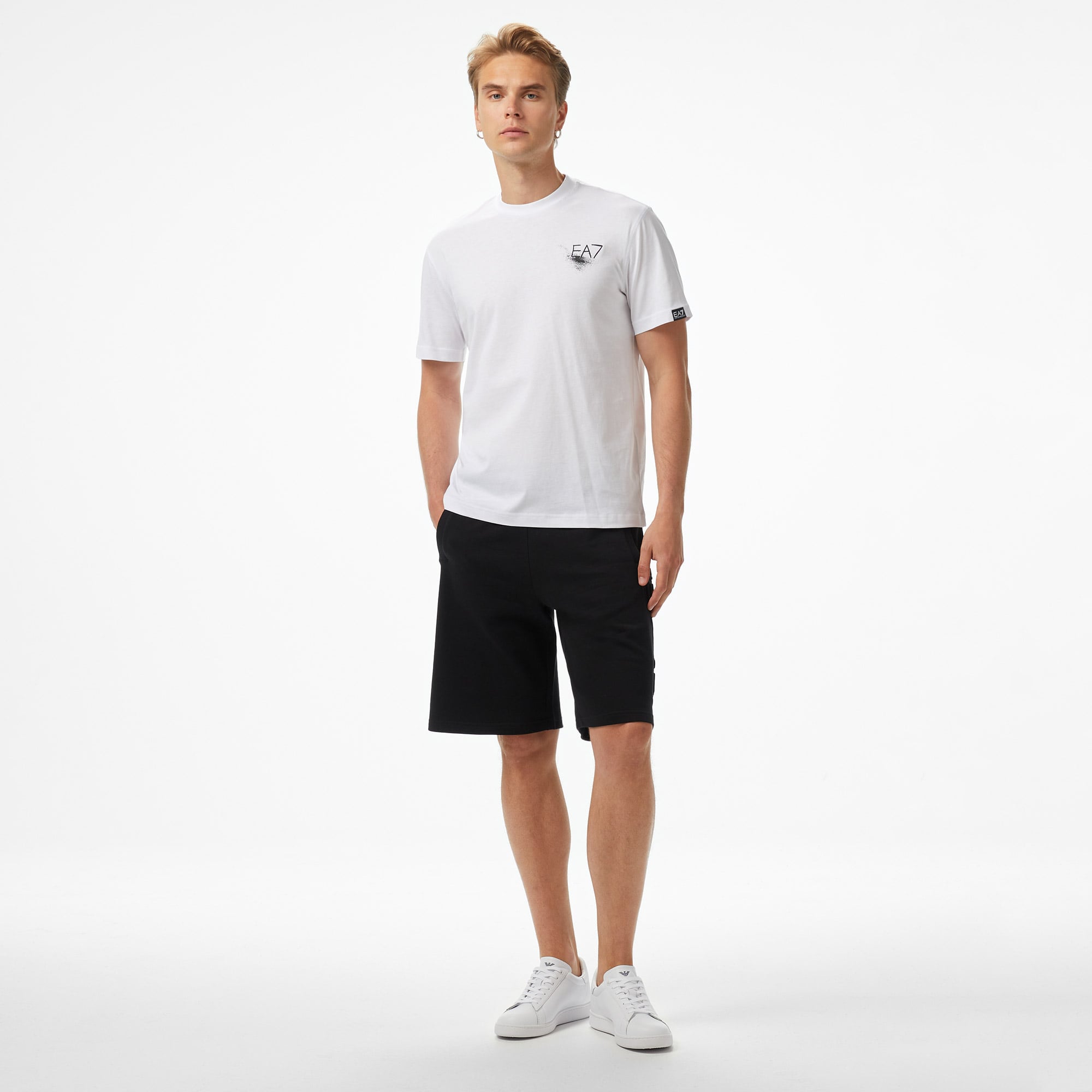  Emporio Armani Erkek Siyah Şort