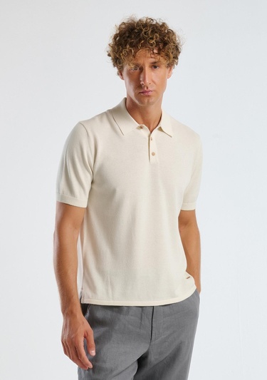  Erkek Krem Kenevir Karışımlı Regular Fit Triko Polo Yaka Kısa Kollu Kazak
