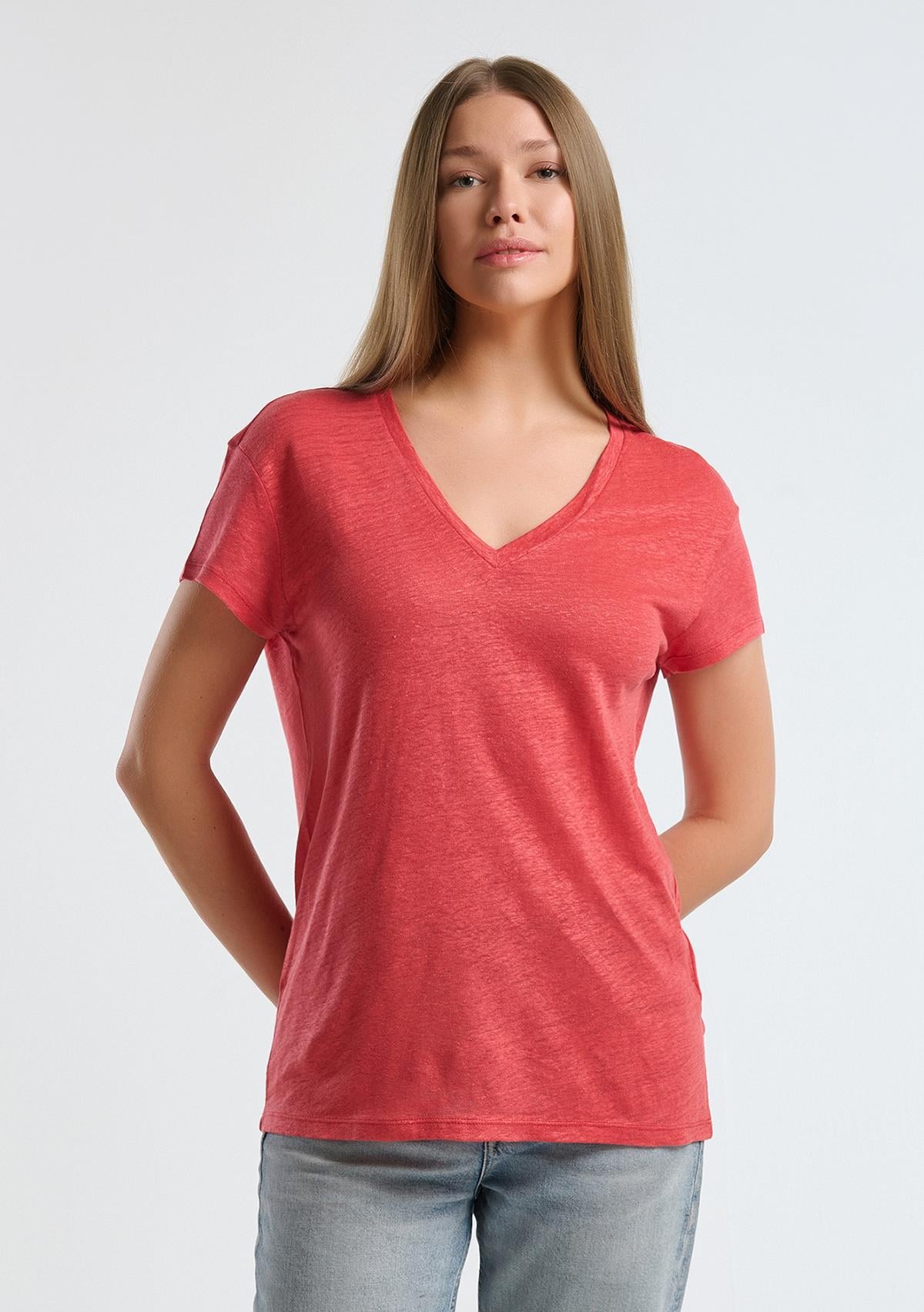  Kadın Mercan %100 Keten Düşük Omuzlu Relax Fit V Yaka T-Shirt