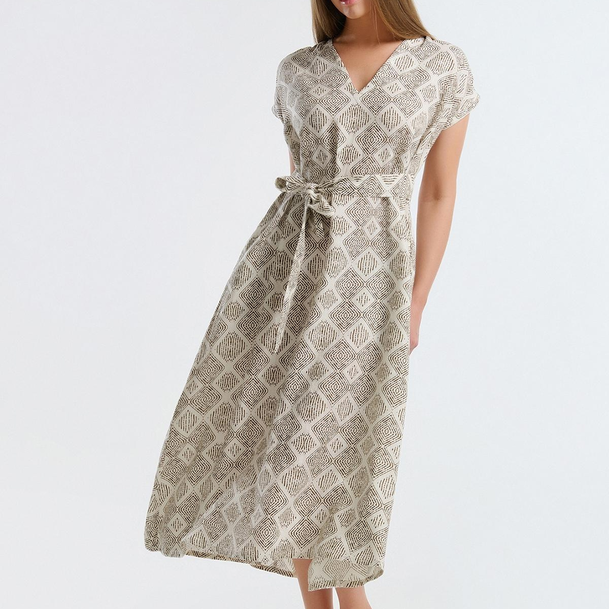 Kadın Beyaz Mix %100 Keten Desenli V Yaka Cepli Uzun Elbise