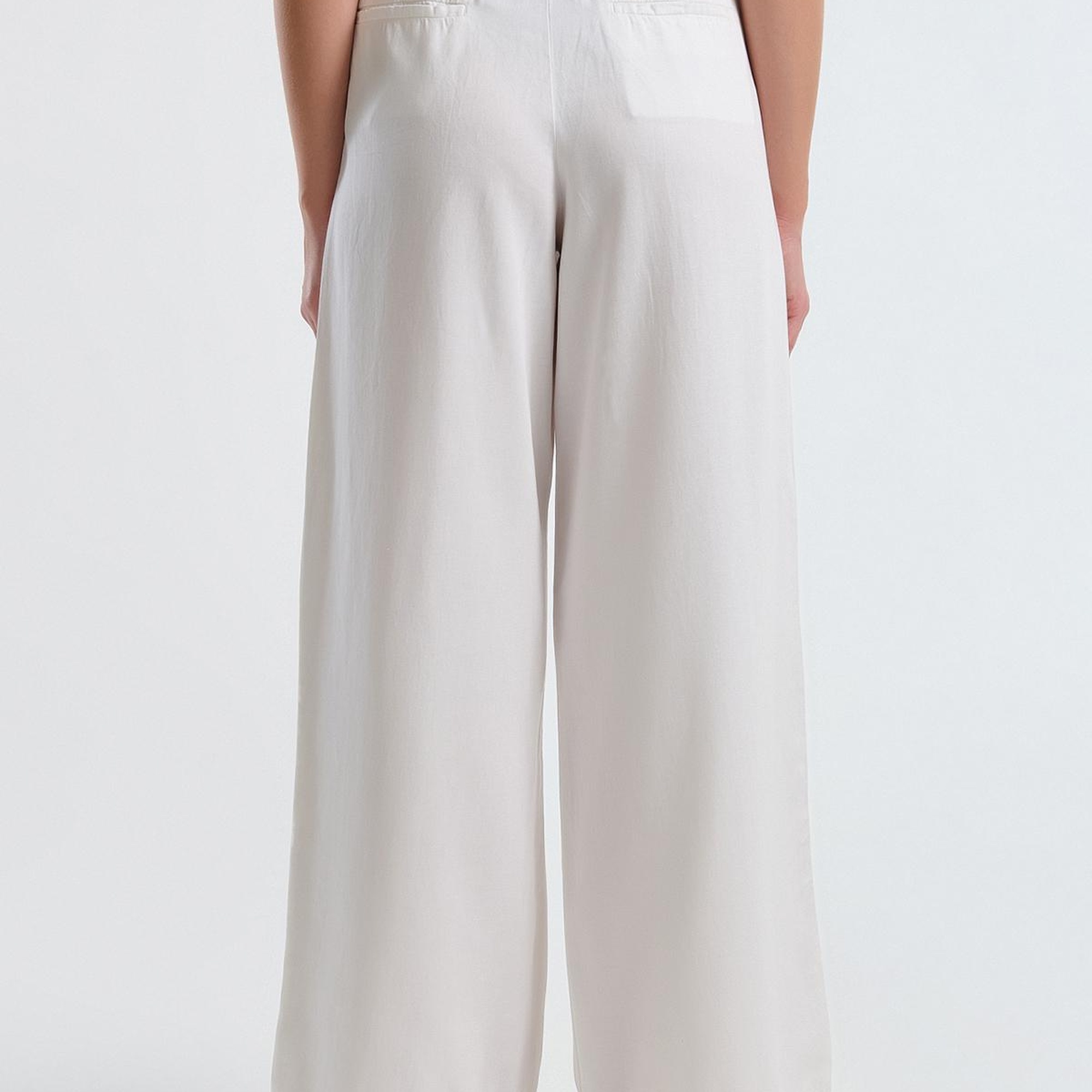 Kadın Beyaz Liyosel Karışımlı Beli Lastikli Geniş Paça Pantolon