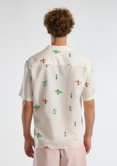  Erkek Beyaz Pamuk Keten Karışımlı Desenli Bowling Yaka Kısa Kollu Gömlek