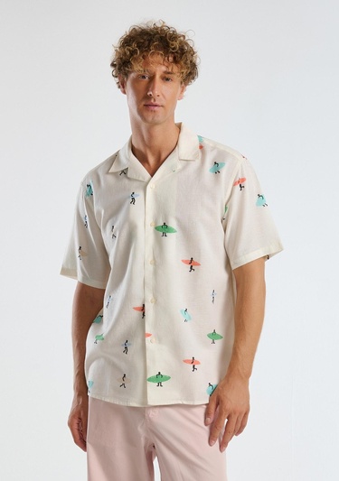  Erkek Beyaz Pamuk Keten Karışımlı Desenli Bowling Yaka Kısa Kollu Gömlek