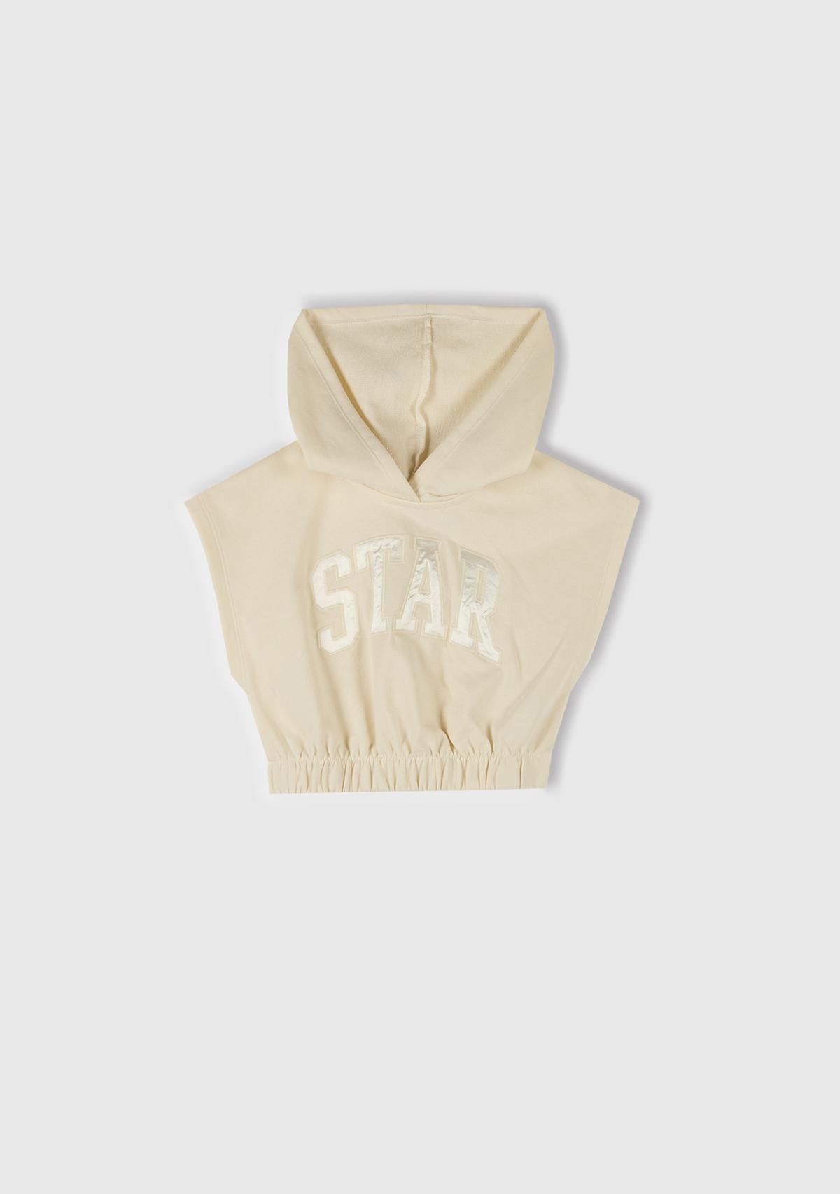  Kız Çocuk Ekru Önü Aplikeli Nakış Detaylı Kolsuz Kapüşonlu Sweatshirt