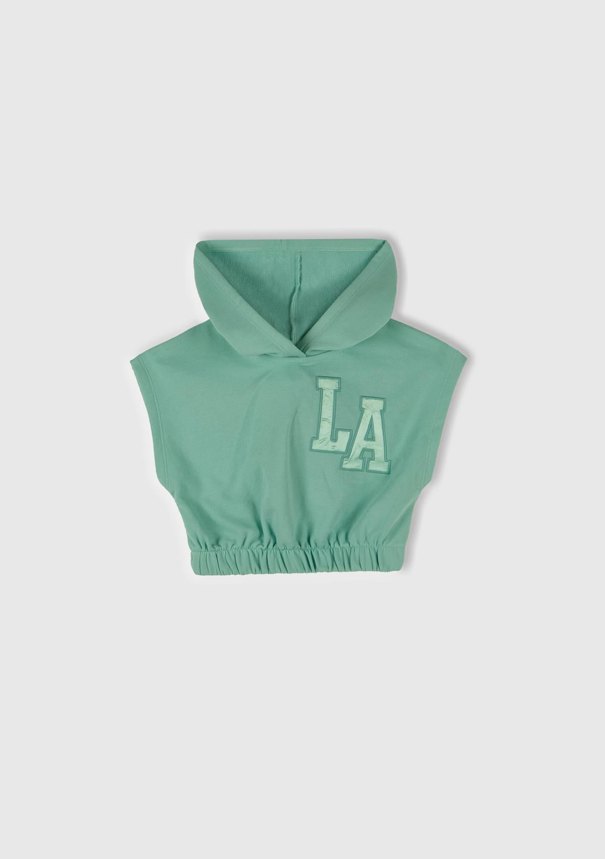  Kız Çocuk Su Yeşili Önü Aplikeli Nakış Detaylı Kolsuz Kapüşonlu Sweatshirt