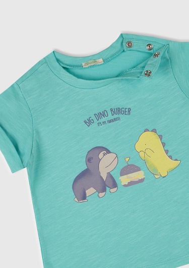  Bebek Su Yeşili Önü Baskılı Omzu Çıtçıtlı Manşet Detaylı T-Shirt